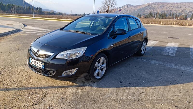 Opel - Astra - 1.3 cdti