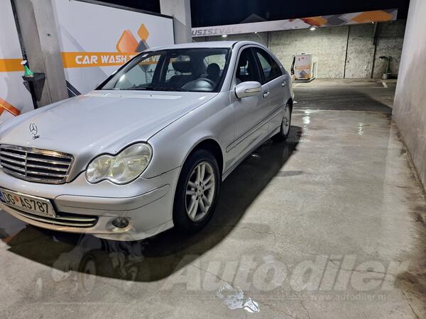 Mercedes Benz - C 200 - C200