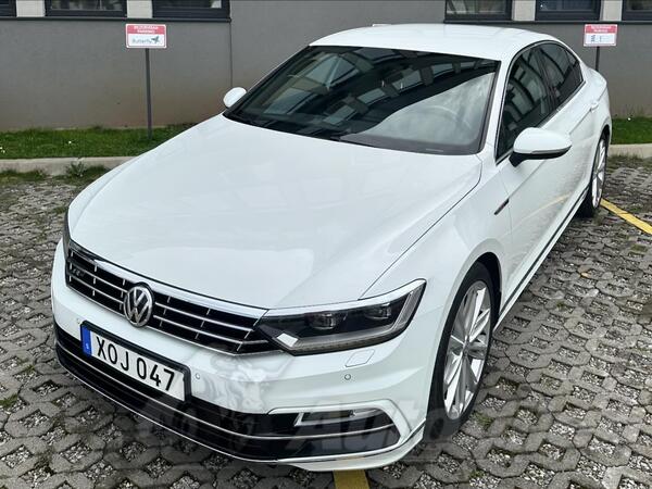 Volkswagen - Passat - 2.0 BiTDI R Line 4Motion