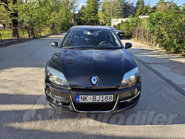 Renault - Laguna - 2.0dci Bose edition