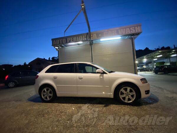 Audi - A3 - A3 Sportback Attraction 1.6