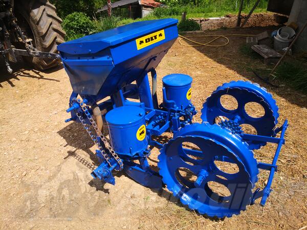 OLT - Dvoredna sejalica olt