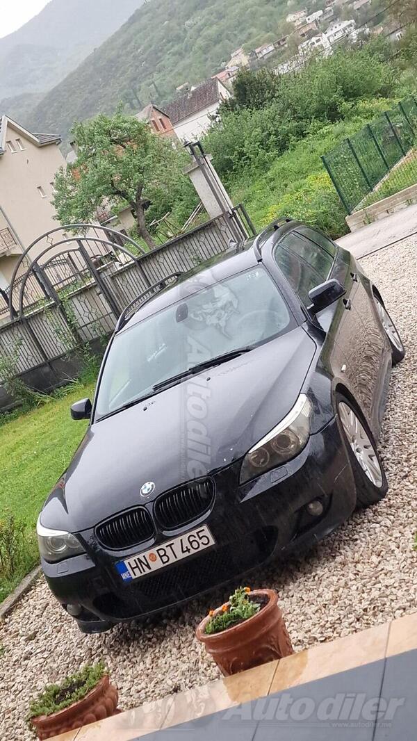 BMW - 530 - E61