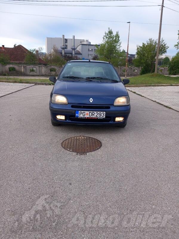 Renault - Clio - 1.4 i