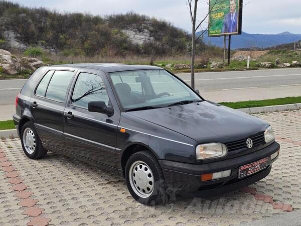 Volkswagen - Golf 3 - CL