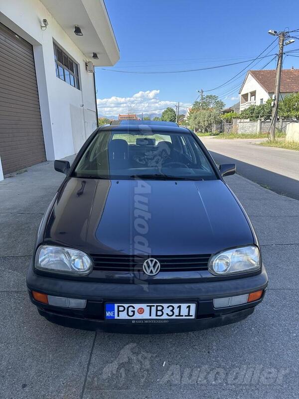Volkswagen - Golf 3 - 1.6