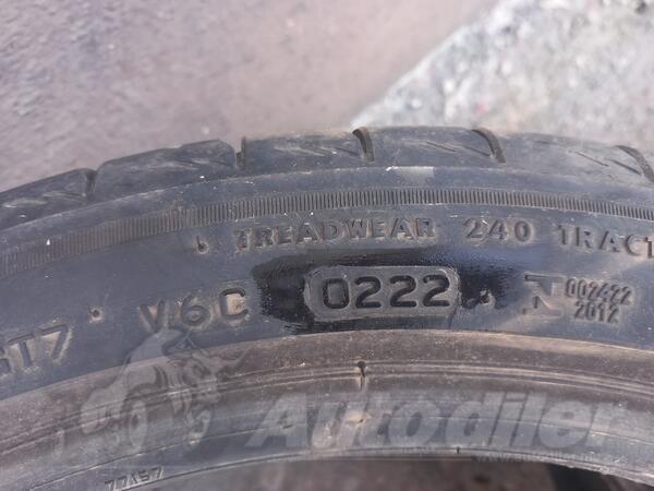 Bridgestone - 225 40 18 - Summer tire