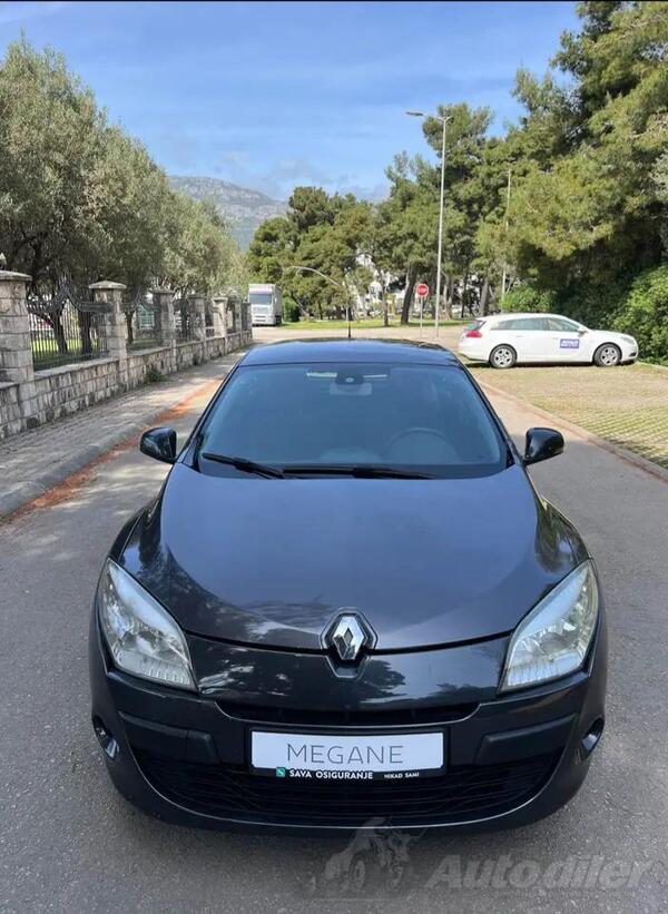 Renault - Megane - 1.9 dci