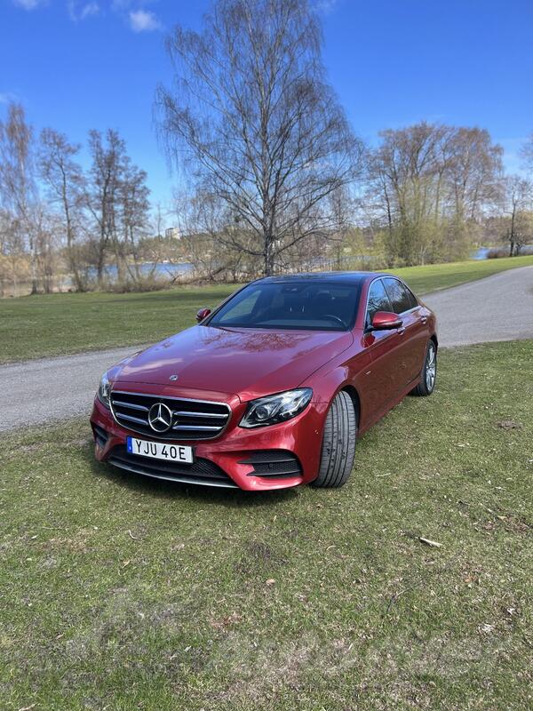 Mercedes Benz - E 220