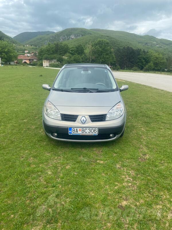 Renault - Scenic - 1.9 DCi