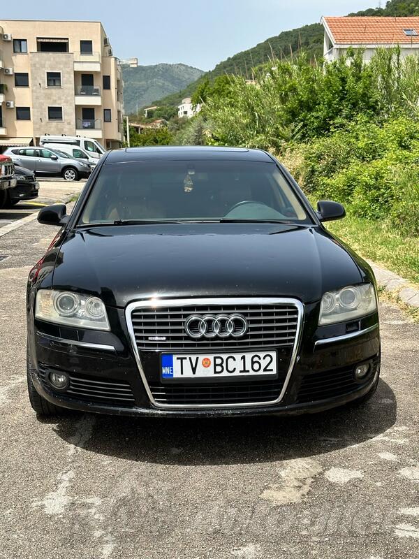 Audi - A8 - 4.2L Quattro