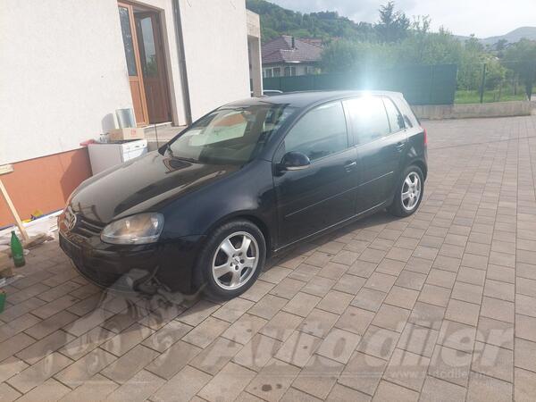 Volkswagen - Golf 5 - 2.0 103kw