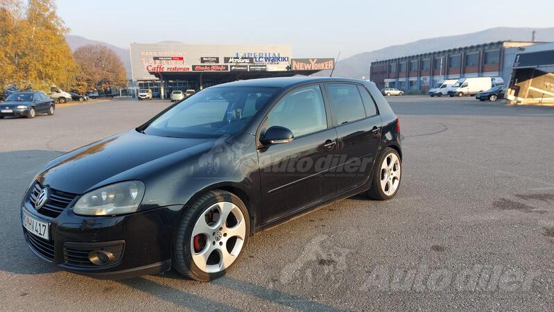 Volkswagen - Golf 5 - 2.0 tdi