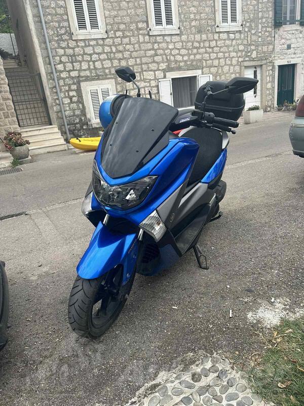 Yamaha - NMAX