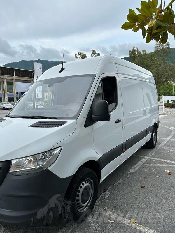 Mercedes Benz - SPRINTER 211 CDI