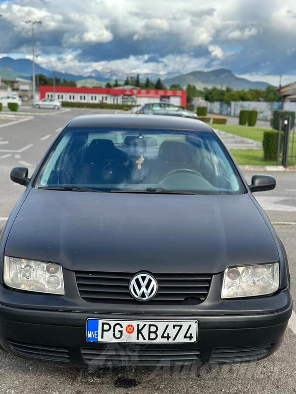 Volkswagen - Bora - 1.9 tdi