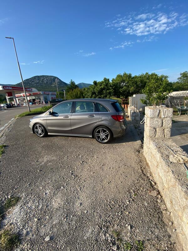 Mercedes Benz - B 220 - 2.2