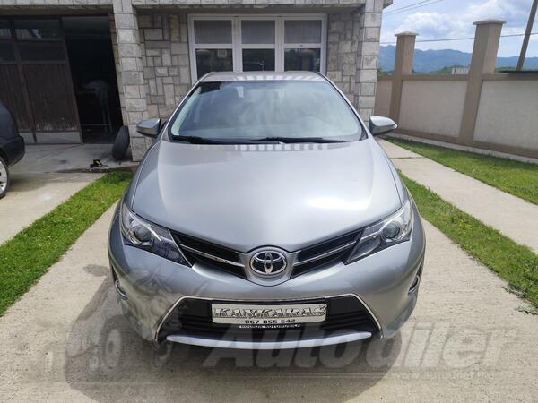 Toyota - Auris - 1.4 ddis