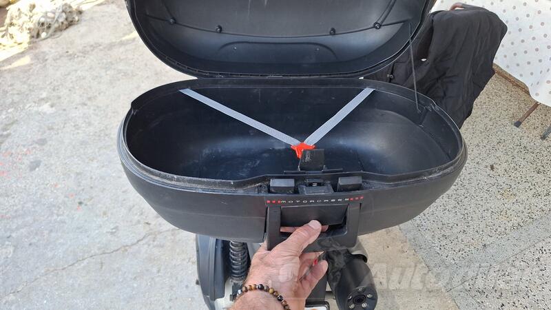 Motorcycle case - Motorcycle equipment