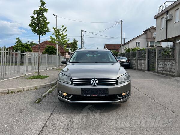 Volkswagen - Passat - 2,0 tdi