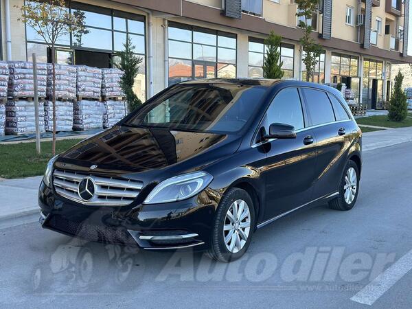 Mercedes Benz - B 180 - B180Cdi Sport