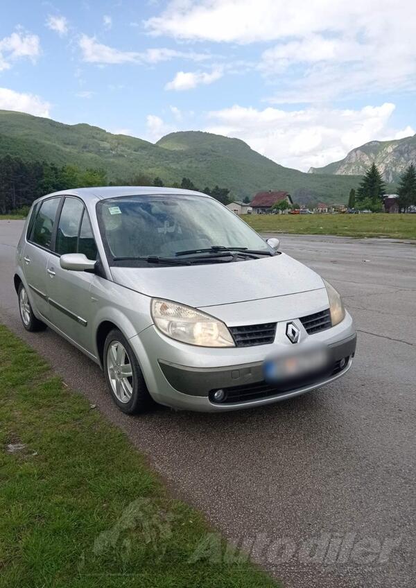 Renault - Scenic - 1.9 DCI