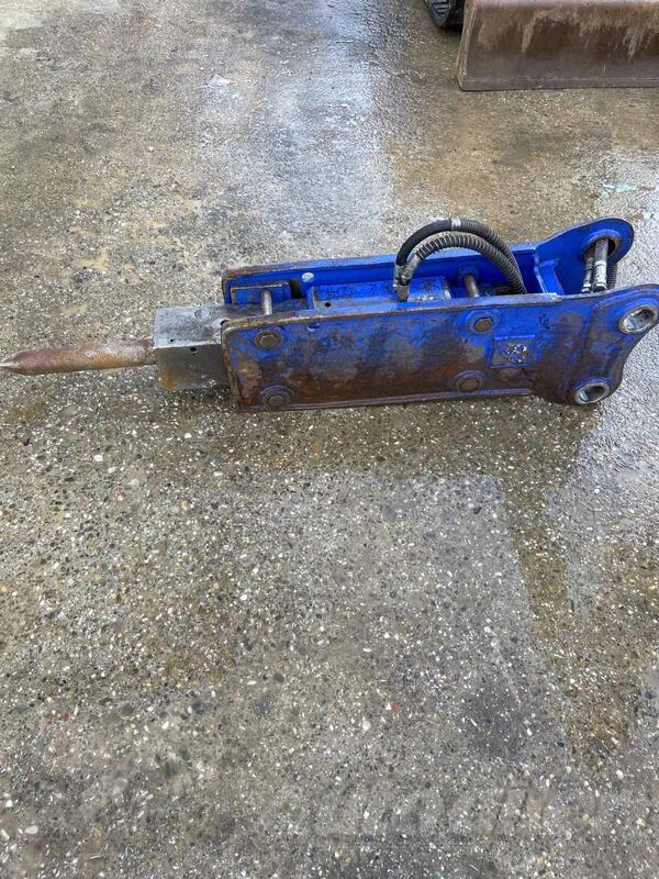 Kubota - CEKIC 250KG ZA BAGER 5T DO 8T