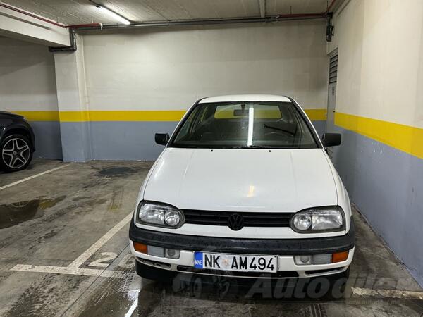 Volkswagen - Golf 3 - 1.6