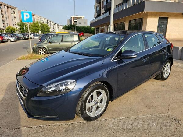 Volvo - V40 - 2.0