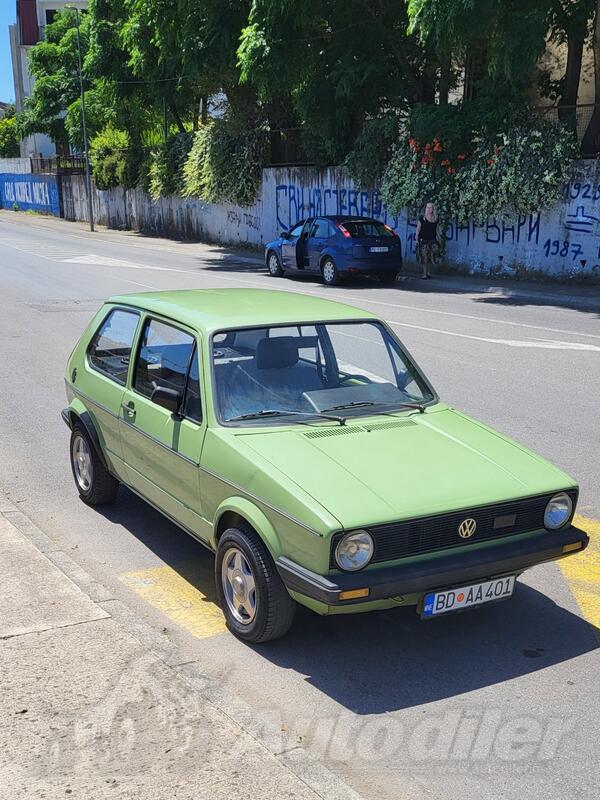 Volkswagen - Golf 1