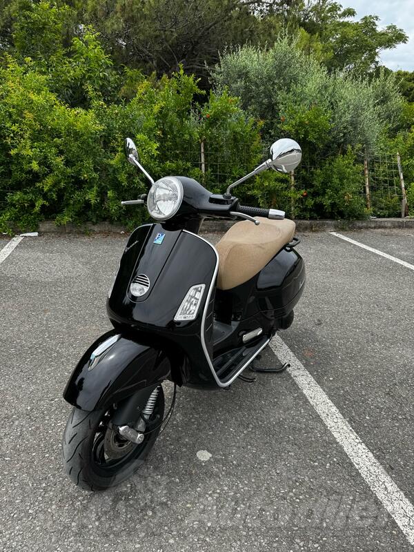 Vespa - GTS 250