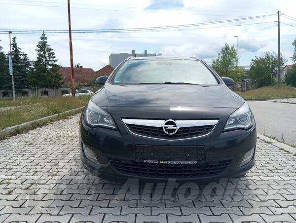 Opel - Astra - 2.0