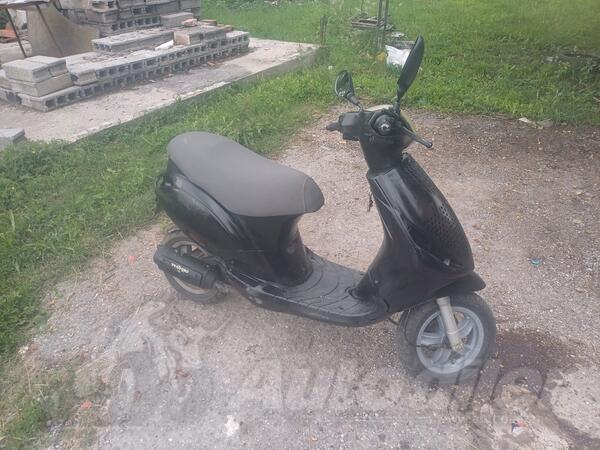 Piaggio - zip