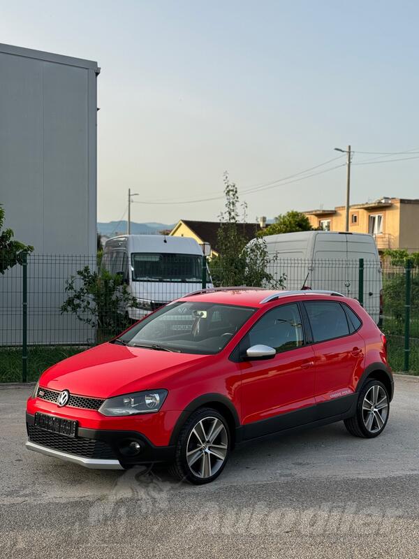 Volkswagen - Polo - Cross