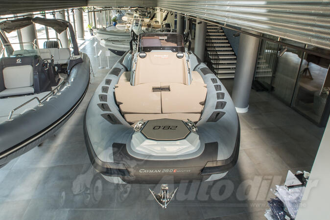 Ranieri - Cayman 28.0 Executive Trofeo