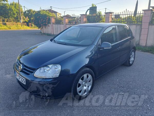 Volkswagen - Golf 5 - 1.9