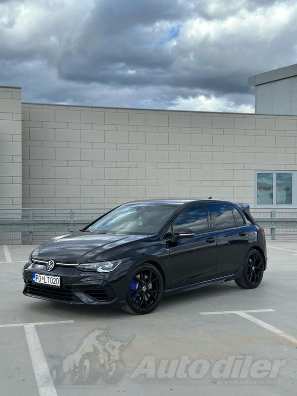Volkswagen - Golf 8 - R Performance