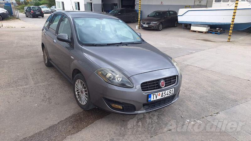 Fiat - Croma - 1.9 jtd