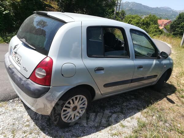 Renault - Clio - 15 dci