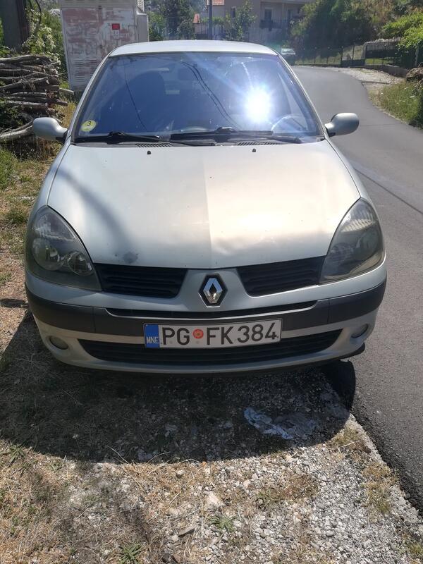 Renault - Clio - 15 dci