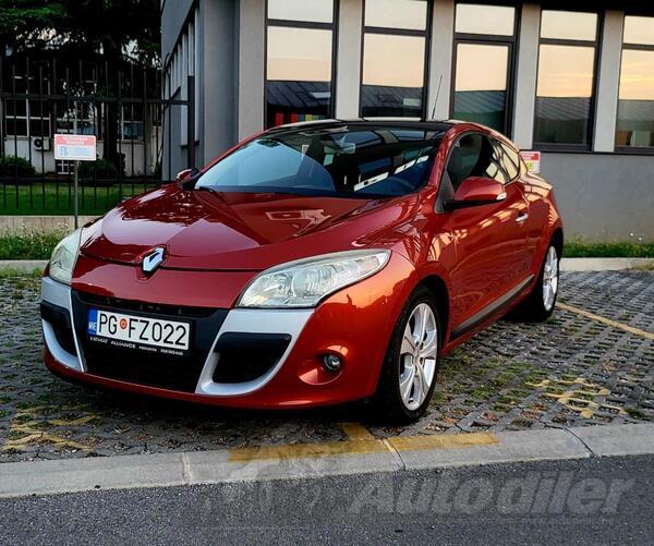 Renault - Megane - 3 COUPE DYNAMIQUE 1.6