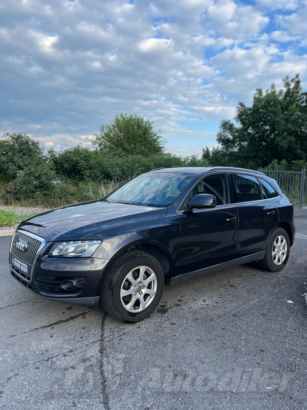 Audi - Q5 - 2.0