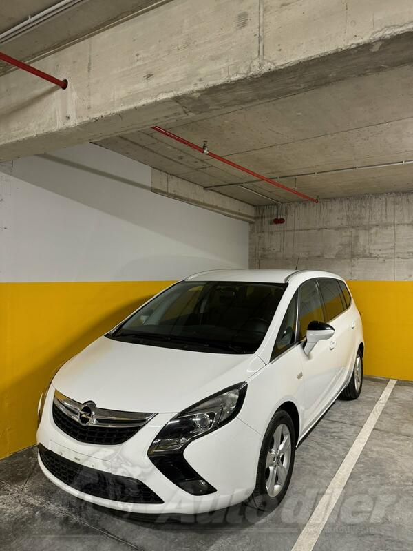 Opel - Zafira - 2.0