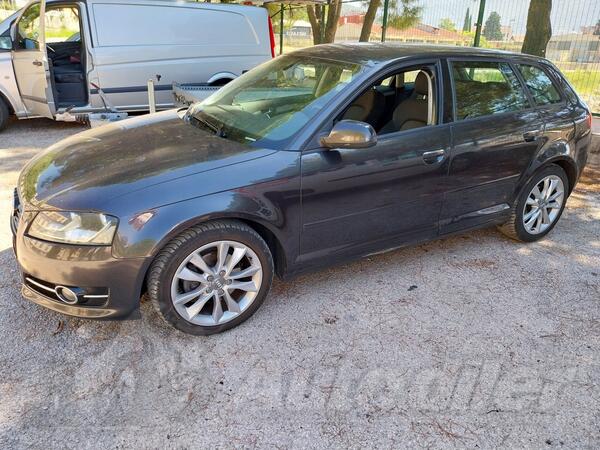 Audi - A3 - 2.0 Tdi⁸