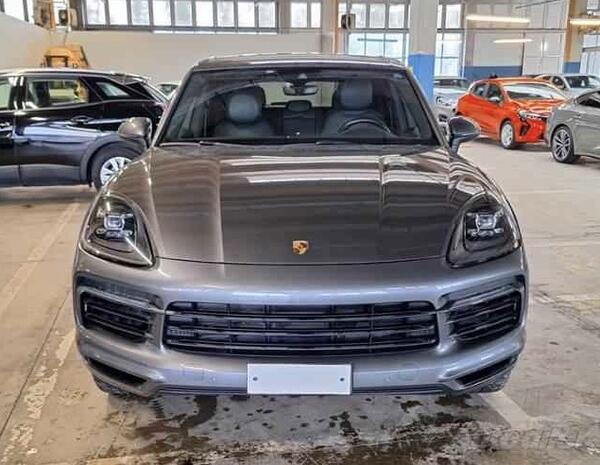 Porsche - Cayenne - 3.0 V6