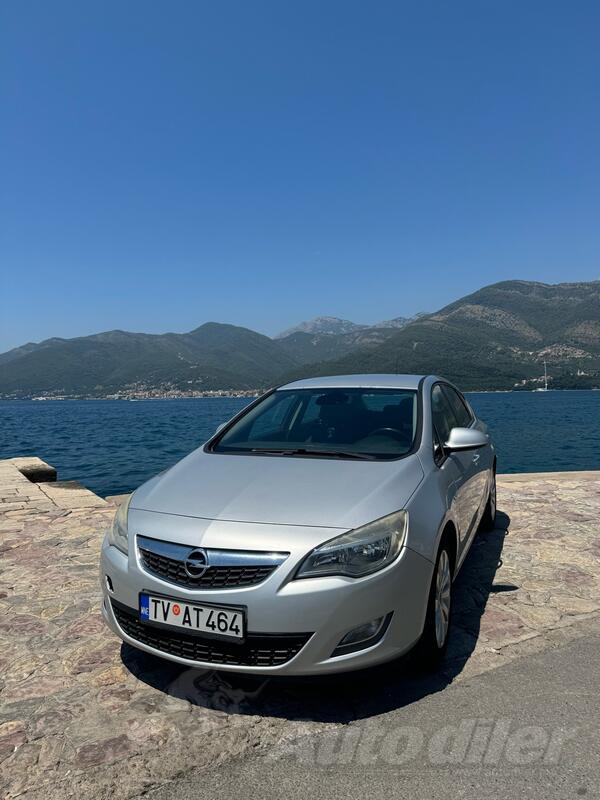 Opel - Astra - 1.4