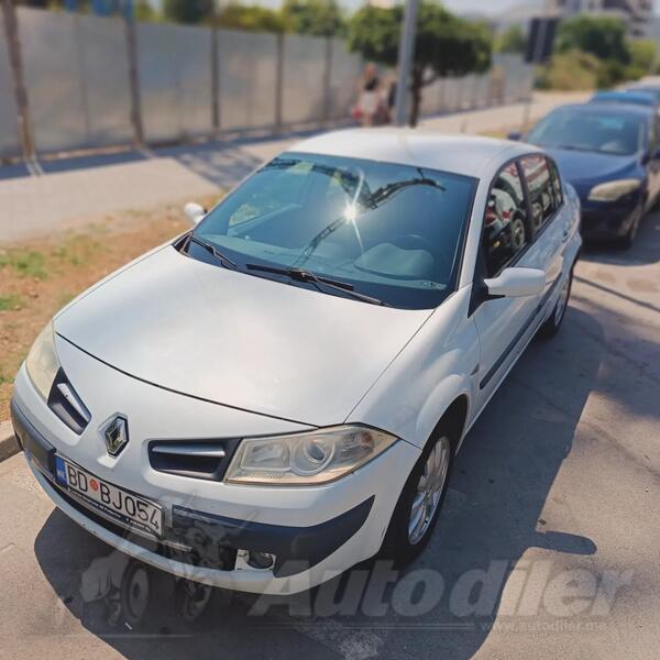 Renault - Megane - 1,6