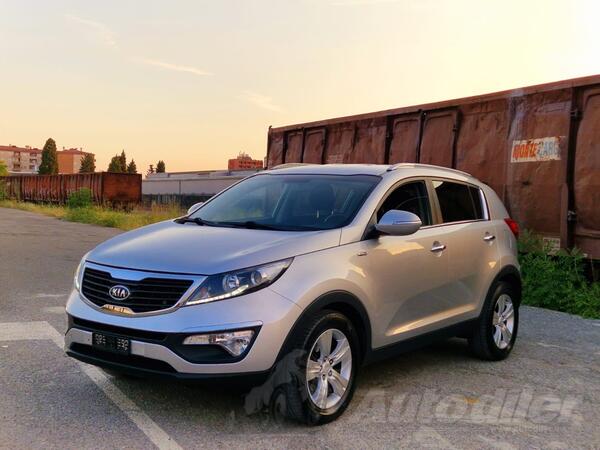 Kia - Sportage - 2.0 CRDI