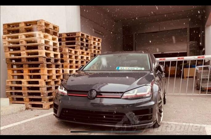 Volkswagen - Golf 7 - 2.0 TDI