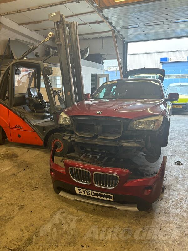 BMW - X1 2.0D in parts